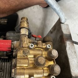 Honda 3.0 Pressure Washer $75