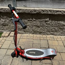 Razor e200 Electric Scooter