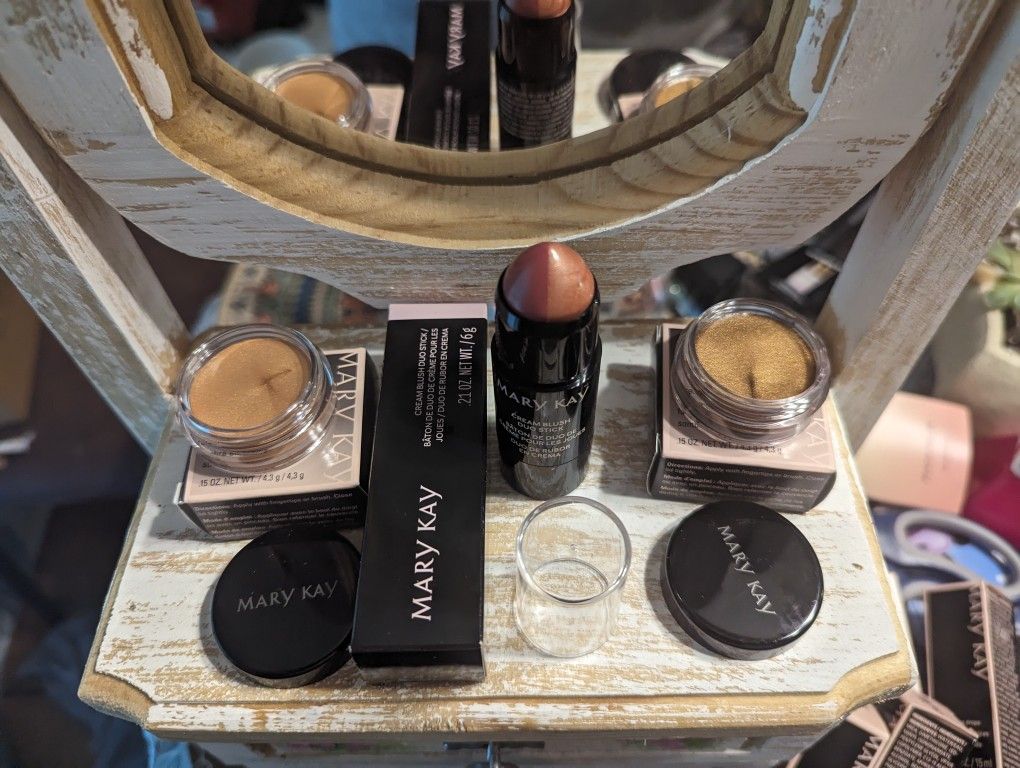Mary Kay Makeup Bundle