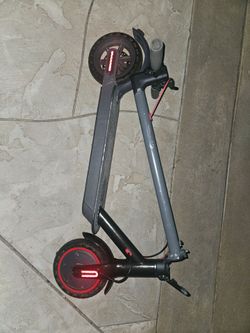 AOVOPRO ES80 Electric Scooter