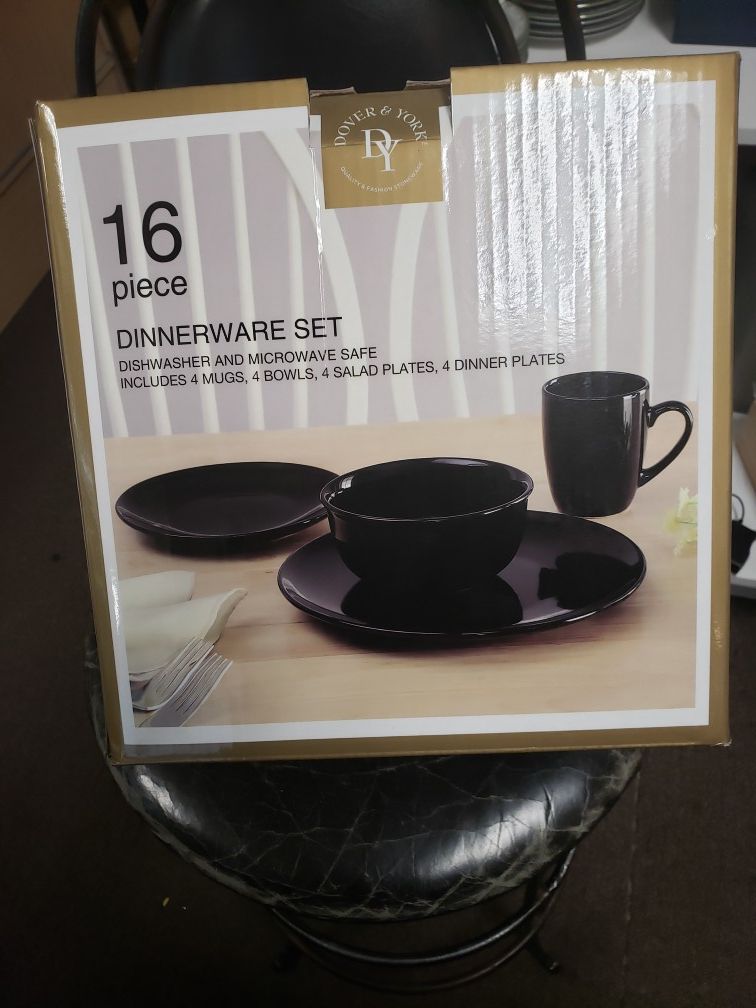 Dover & York 16-piece Black Stoneware Dinnerware Set