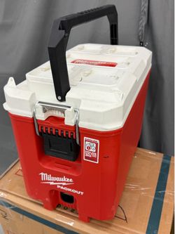 Milwaukee Packout Cooler