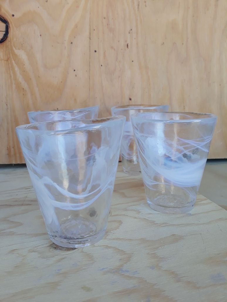 "Kosta Boda" Decorative drinking glasses