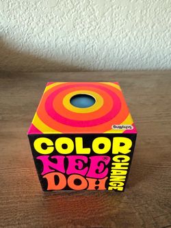 Color changing needoh