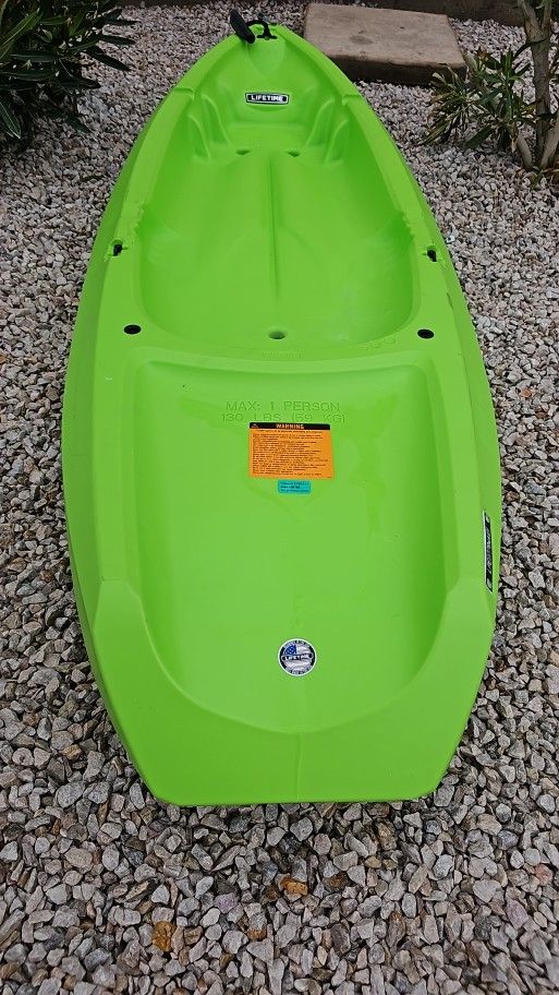 Lifetime Recruit 66 Youth Kayak - Lime Green