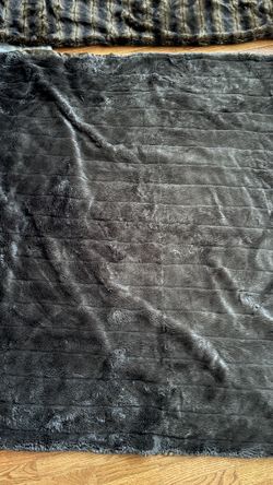 Faux Fur Chocolate Throw Blanket