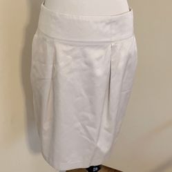 Banana Republic beige Tulip skirt Size 2