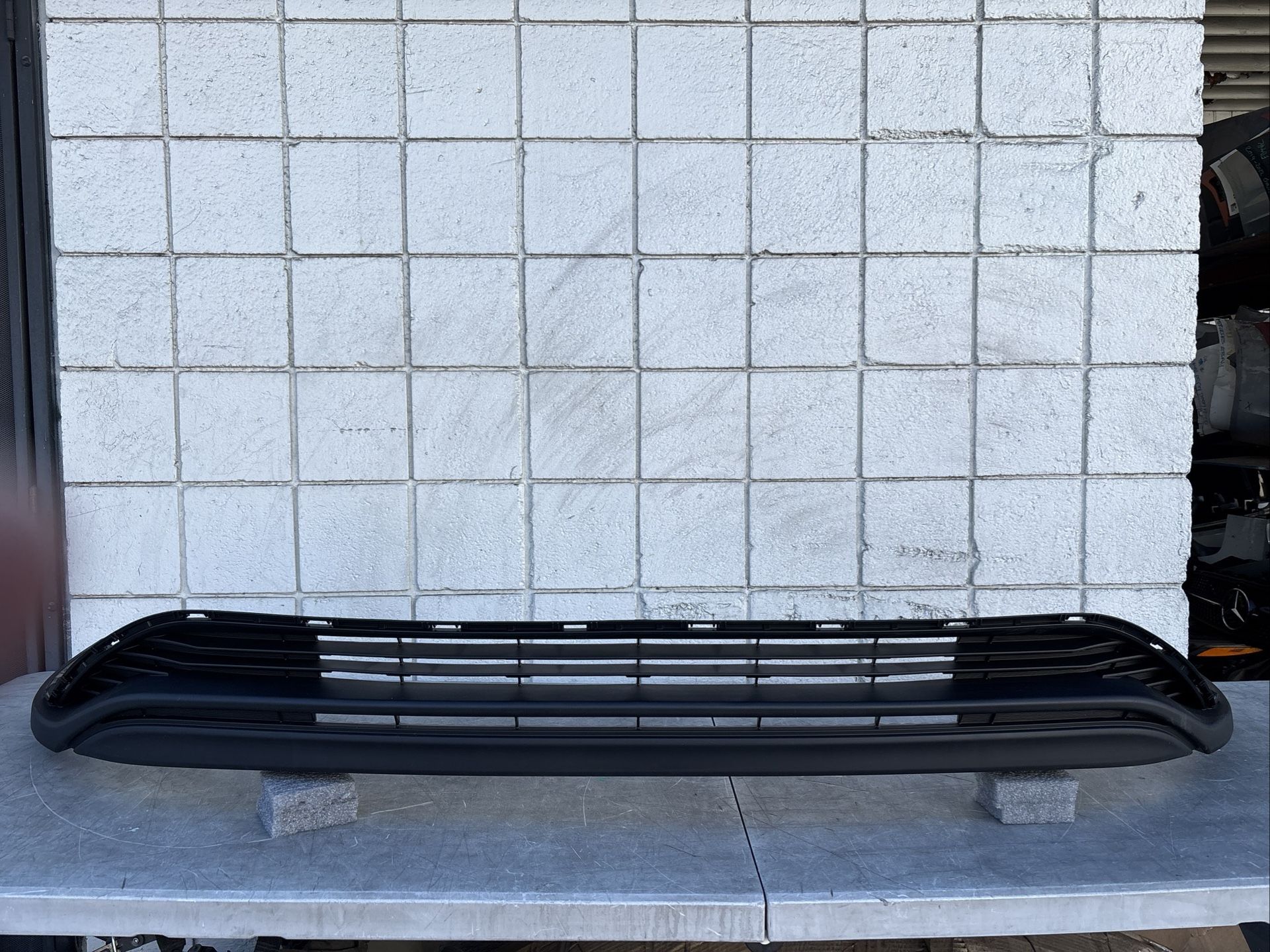 2023 2024 TOYOTA HIGHLANDER FRONT LOWER BUMPER COVER VALANCE OEM NEW #5551