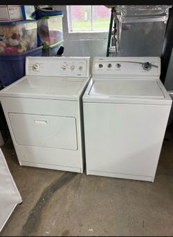 Washing machine and gas dryer