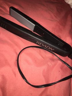 Hair straightener