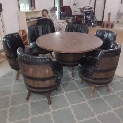 Antique Whiskey Barrel Table Set