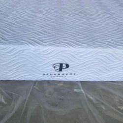 The Eco Bliss Mattress 10", Queen, Like New, Perfect Condition