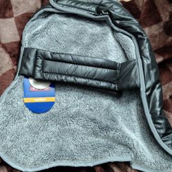 Black Dog Puffer Coat Size M 