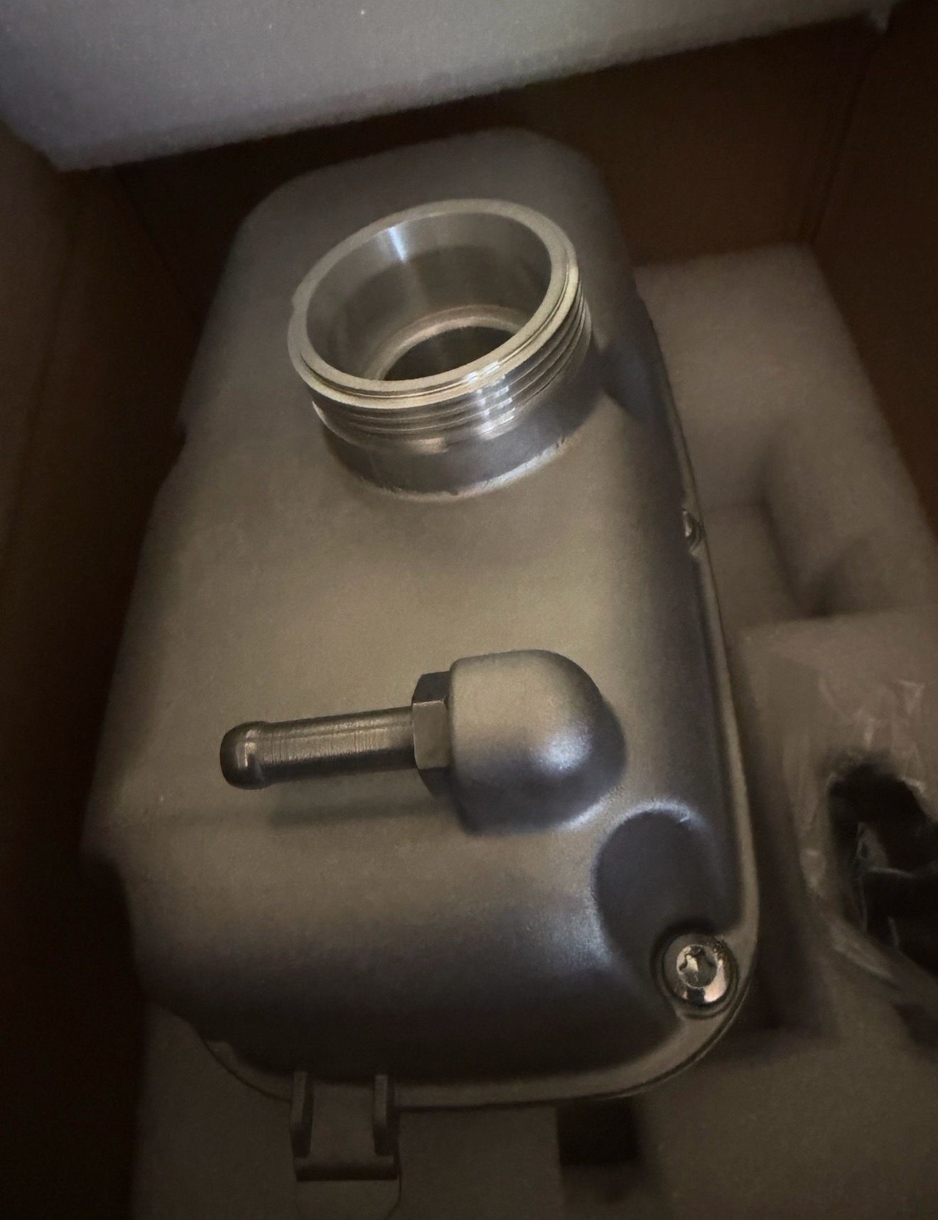 Jeep Aluminum coolant tank/degas bottle Compatible with Jeep Wrangler 2018-2024 2.0L L4 Replace 2AA 2AB 2AC