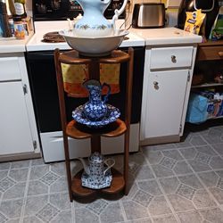 Nice VINTAGE  Solid WOOD  SHELVE  WITH  3 HART SHAPE  SHELVES 