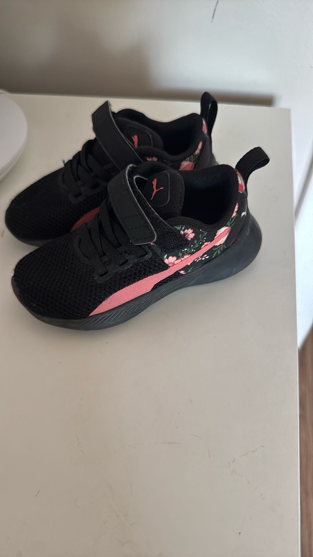 Puma Toddler Size 6c