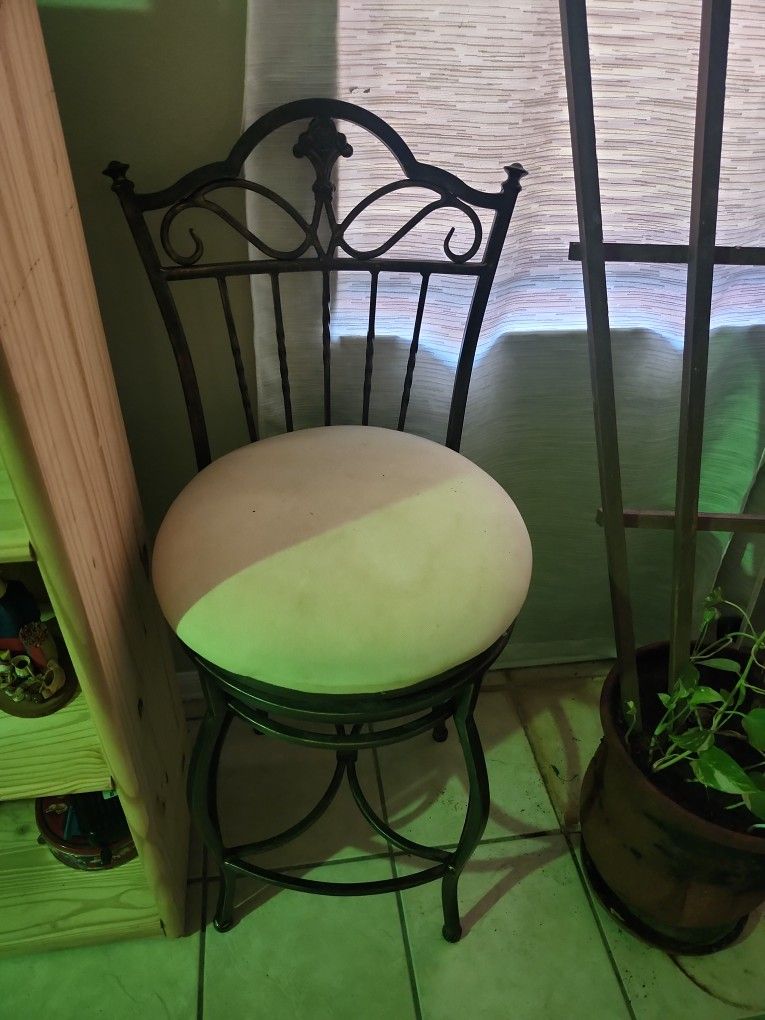Set Of Metal Bar Stool