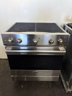 Viking 30” Stainless Steel Gas Range Stove