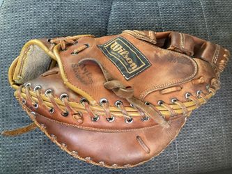 Wilson A9880 Pro Toe Grip-Tite Catchers Glove
