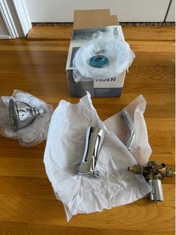 3 New Moen Shower Vales and Trim