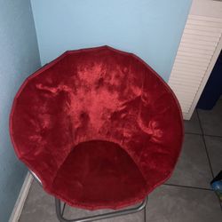 Red Saucer Chair 