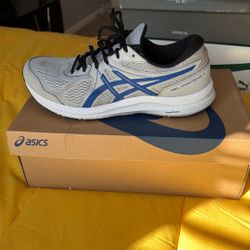 ASICS size 12 Tennis Shoes