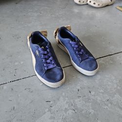Puma Suede Shoes Size 9