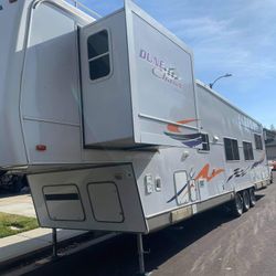 2005 Dune Chaser 38ck 5th Wheel