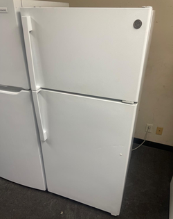 GE Top Freezer Fridge – White, clean interior, standard size