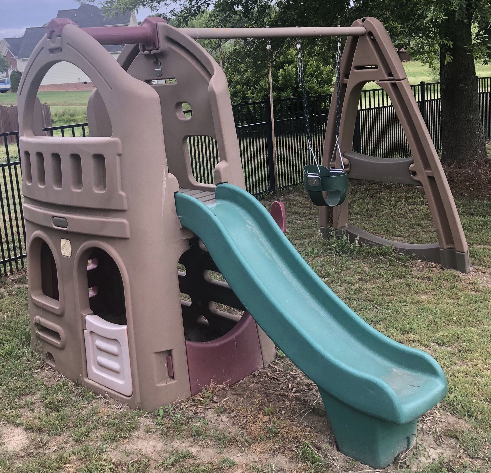 Step 2 Playhouse Climber and Swing Set