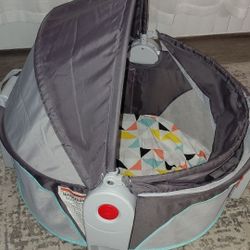 Fisherprize Baby Bassinet 