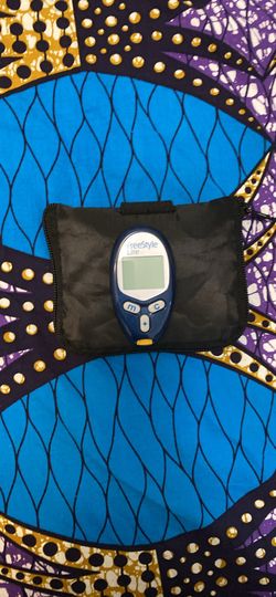 Freestyle lite glucose meter