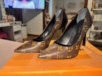 Louis Vuitton Cherie Pump