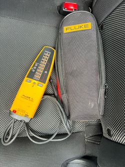 Fluke T+Pro Electrical Tester