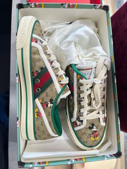 Gucci x Disney Mickey Mouse Tennis 1977 Sneakers – Size 7