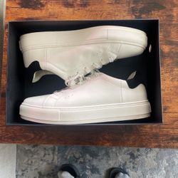 Clean White Leather Sneakers 