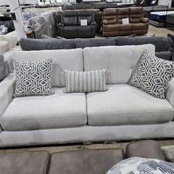 Full Living Room Set  Sofa, Loveseat  &  Chair!