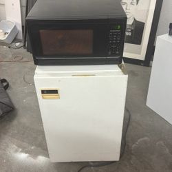 Fridge And Microwave Combo 