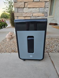 Working, Tru Red Paper Shredder