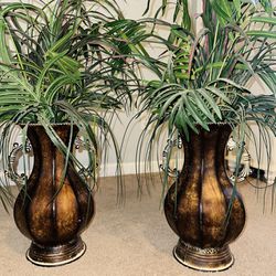Set Of 2 Plant Vases 