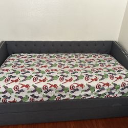 Twin Bed 