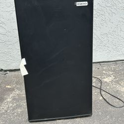 Igloo  mini fridge