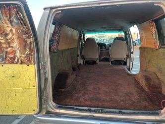 1996 Ford E-150