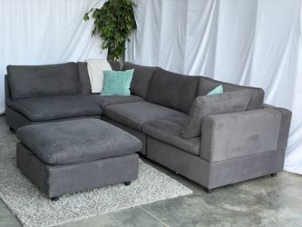 Brand new 5pc cloud sectional couch