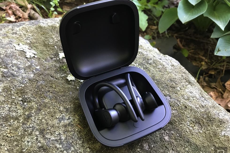 Powerbeats pro earphones