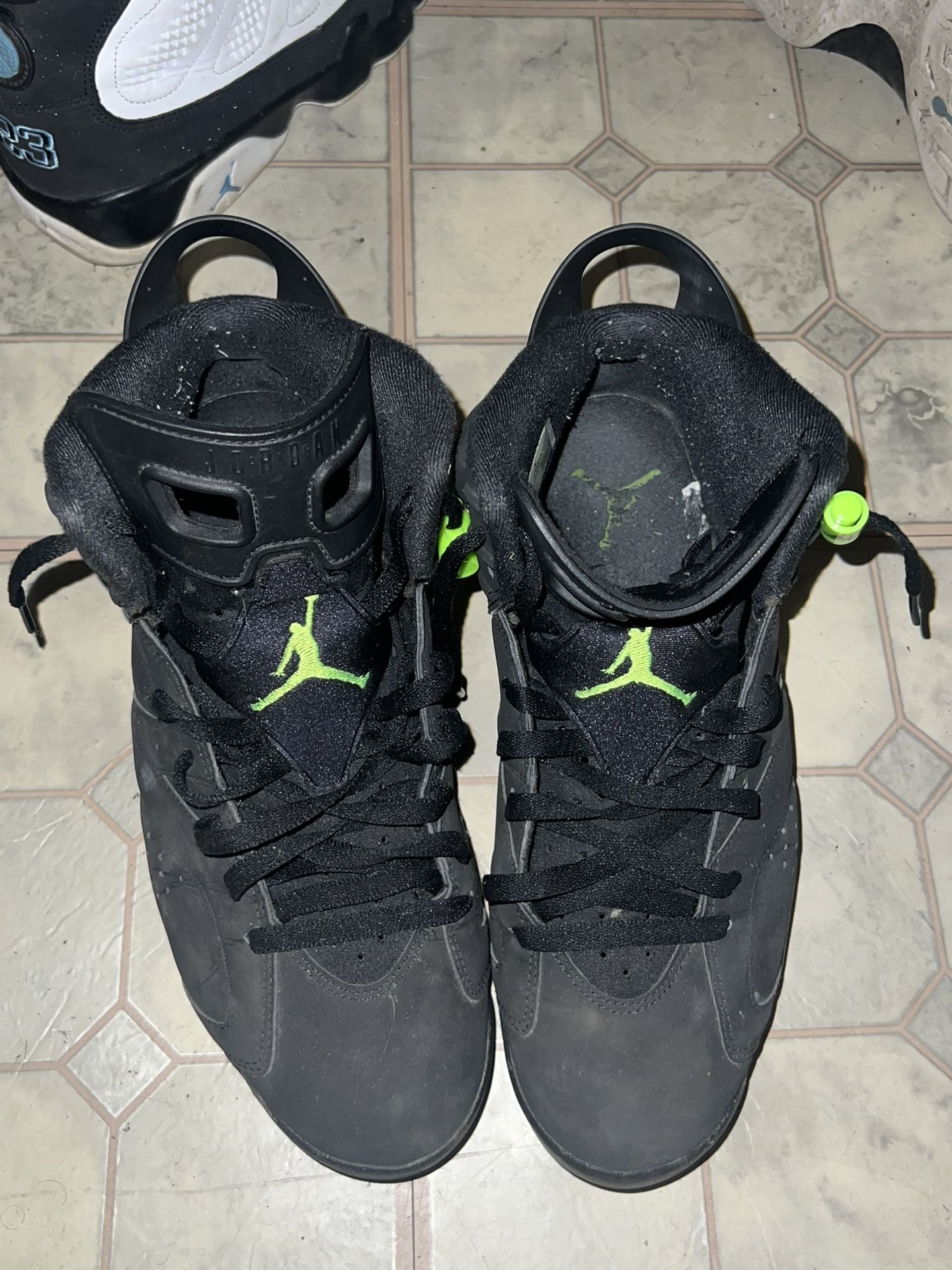Jordan Electric Green 6’s Size 10.5