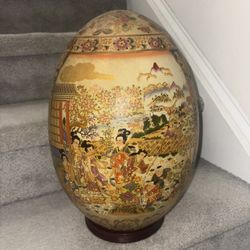 Decorative Asian-Style Porcelain Egg on Stand