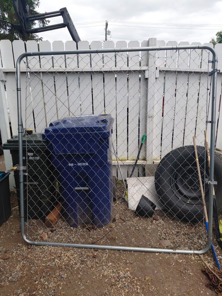 6x6 Gate