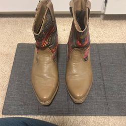 Size 9 Boots