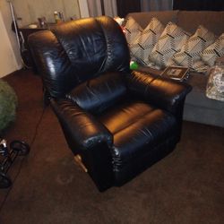 Recliner 30 Bucks Like New 